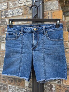 Lee Riders Shape Illusion Slim Fit Denim Shorts Size 8 Blue Raw Hem